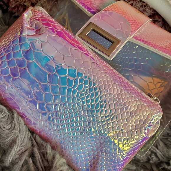 Hello TOO MARCH MADNESS AND THUS ITEM HASIT 3am opalescent in pink/blue hues bag - Picture 7 of 7